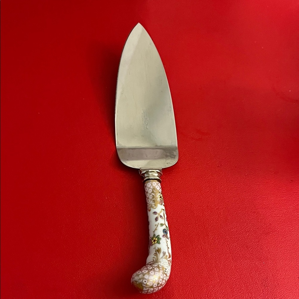 VTG. Sheffield England Stainless Steel Cake Knife Serving Piece Flowers 9.75”L